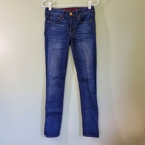 American Eagle Sz 2 Skinny Jeans Medium/Dark Wash